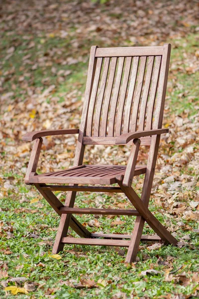 Folding Wooden Chair Stands Autumn Garden Garden Furniture — Stock Photo, Image
