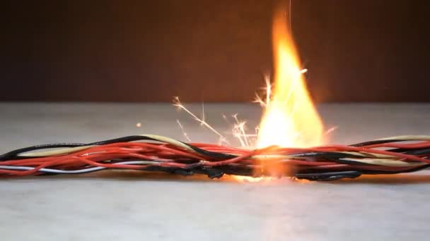 Wiring Lit Sparkles Dark Background Short Circuit Twisted Wires Computer — Stockvideo
