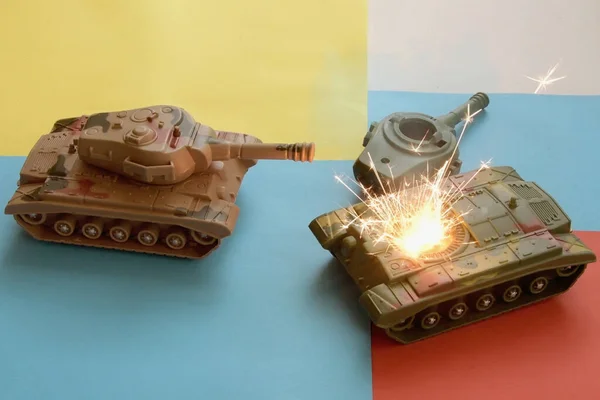 Tanque Ucraniano Explodiu Tanque Russo Uma Torre Rasgada Bandeiras Ucranianas — Fotografia de Stock