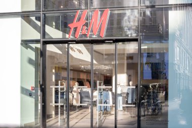 Avusturya, Viyana 'daki H & M mağazasına giriş ve gösteri, 29 Ocak 2024