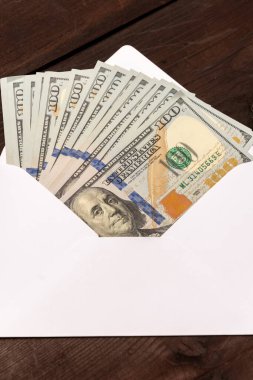 Zarftaki para - para transferleri, ödemeler veya gizli mali işlemler kavramı