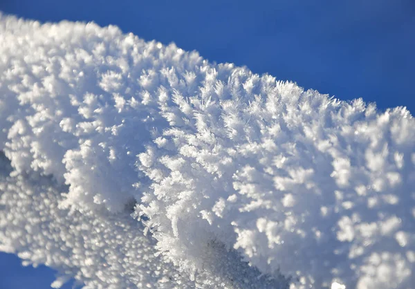 Κοντινό Πλάνο Μακροεντολή Κρυστάλλων Πάγου Στο Χιόνι Χειμώνα — Φωτογραφία Αρχείου