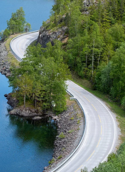 Landschapsfoto Van Bochtige Weg Straat Prachtige Natuur Noorwegen — Stockfoto