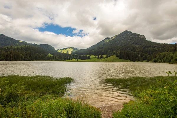 Beau Paysage Lac Spitzingsee Dans Les Alpes — Photo