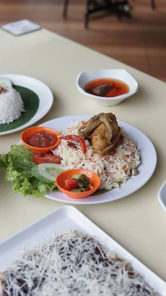 Menutup Pandangan Makanan Asia Yang Lezat — Stok Foto