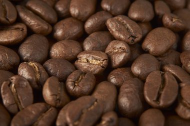 Kavrulmuş kahve çekirdeklerinin arka planı.