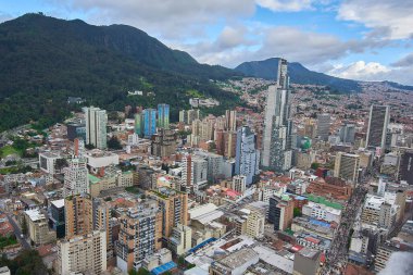Bogota şehrinin havadan görünüşü
