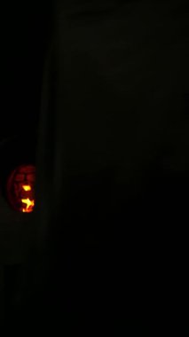 Fırındaki ateş kırmızı yanıyor..