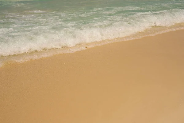 Fale Pianką Wybrzeżu Karaibów Meksyku — Zdjęcie stockowe