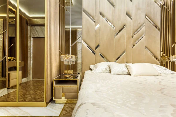 Luxury Bedroom Interior Parquet Walls Panel — Stockfoto