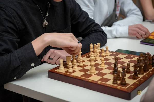 Chess Player Holding Piece Playing Chess Chessboard Background Game Tournament — 스톡 사진
