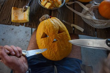 Cadılar Bayramı balkabakları oymaya hazır, cadılar bayramı konsepti