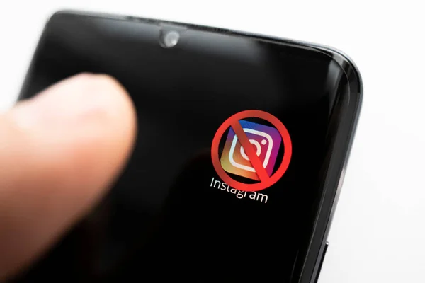 Crossed Out Icon Black Smartphone Screen Concept Banning Application Instagram — Photo