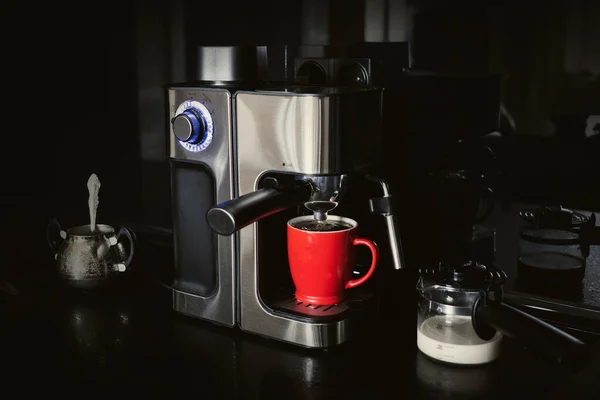Coffee Maker Mug Milk Black Dark Background Making Coffee Home — Stock Photo, Image