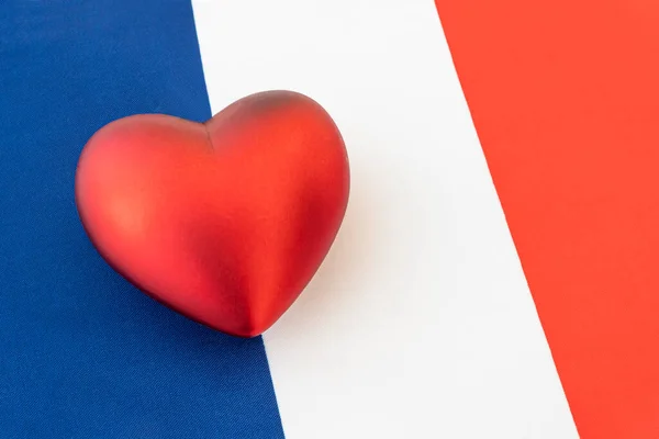 Cuore Rosso Sulla Bandiera Della Francia Concetto Sentimenti Patriottici Proprio — Foto Stock