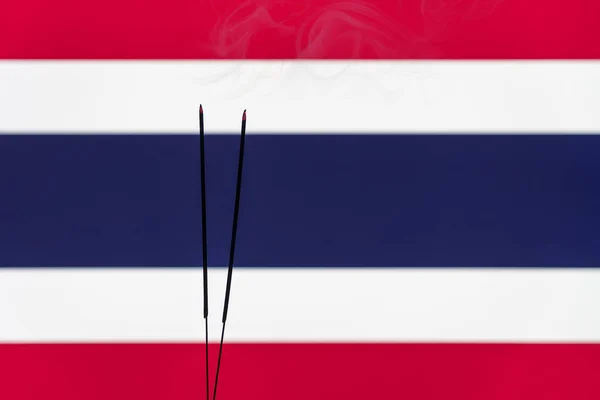 Luto Campo Uma Vela Acesa Fundo Bandeira Tailandesa Vítimas Cataclismo — Fotografia de Stock