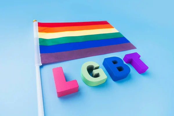 Bandeira Lgbtq Rainbow Fundo Azul Suporte Lésbicas Gay Bissexual Transexuais — Fotografia de Stock
