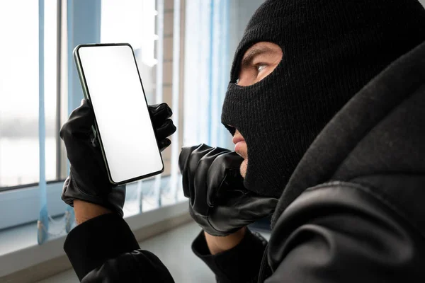 Young Adult Black Clothes Hidden Face Ill Intended Fraudster Uses — Stock Photo, Image