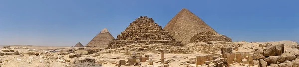 Зображення Великої Піраміди Гізи Київ Єгипет Передньому Плані Невелика Піраміда — стокове фото