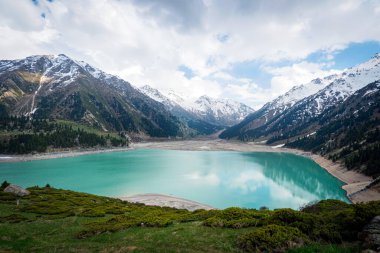 Kazakistan. Almaty şehri. Büyük Almaty Gölü.