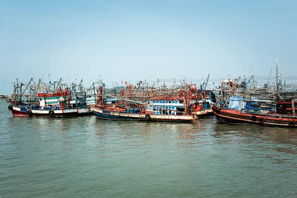 stock image Fishing boat is out fishing. Fishermen is a career that has been popular in the seaside city of Thailand. many fishing boats in the seaport