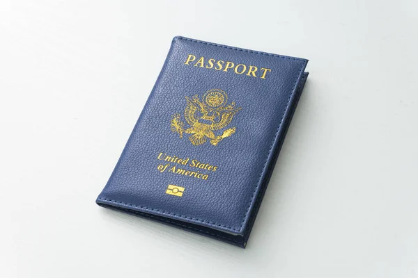 Nous Passeport Sur Table Blanche Concept Obtention Citoyenneté Américaine Citoyen — Photo