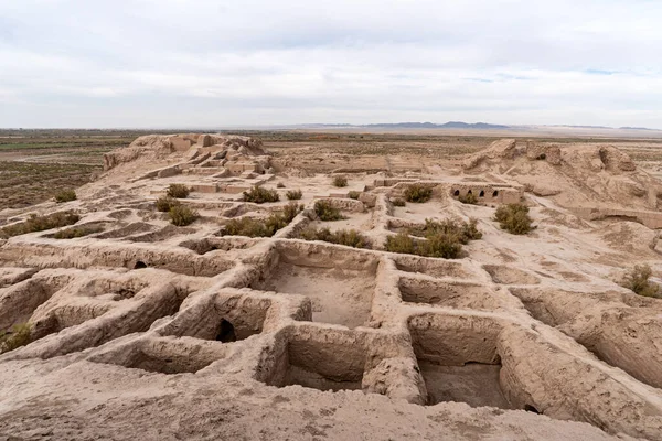 stock image Ruins of the Fortress Kyzyl-Kala of Ancient Khorezm in Kyzylkum desert. Uzbekistan