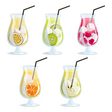 Çeşitli meyve ve meyve sularıyla bardaklar ya da buzlu ve dilimli kokteyller..