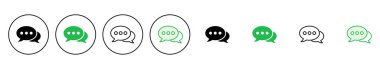 Sohbet simgesi ayarlandı. Konuşma balonu ikonu. Yorum simgesi vektörü. Mesaj var. Bizimle irtibata geç