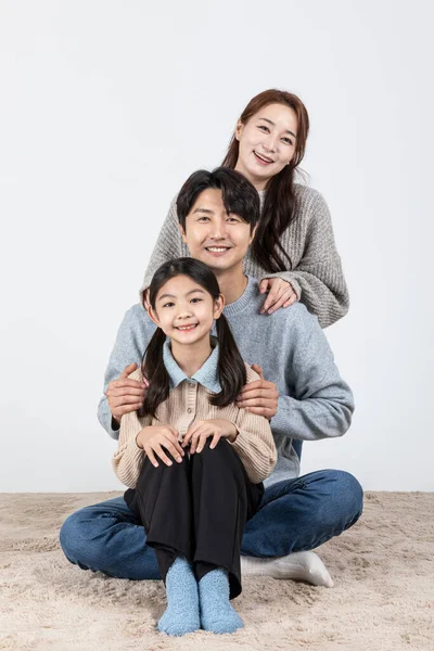 동양인 부모와 — 스톡 사진