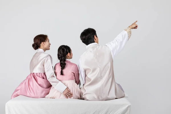Zadní Pohled Korejskou Rodinu Hanboku — Stock fotografie