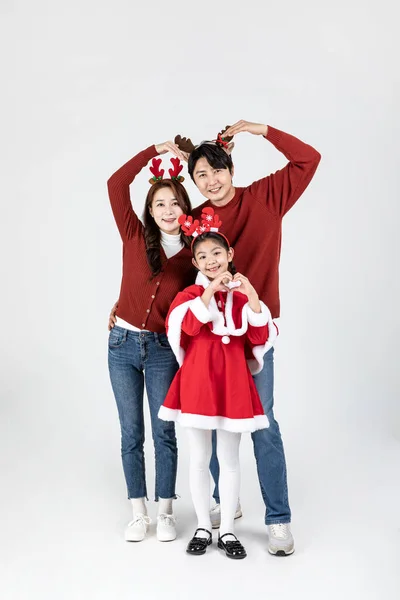 Szczęśliwy Azji Koreański Rodzina Boże Narodzenie Koncepcja — Zdjęcie stockowe
