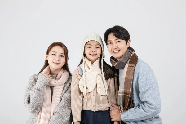 Feliz Asiática Coreana Familia Padres Hija Frío Invierno Concepto —  Fotos de Stock