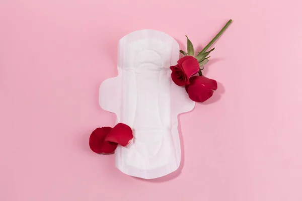 Női Menstruációs Termékek Egészségügyi Betét Rózsa — Stock Fotó