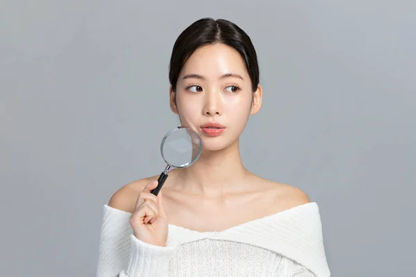 Güzel Genç Asyalı Bir Kadın Portresi Kışın Çekilen Resim Cilt — Stok fotoğraf