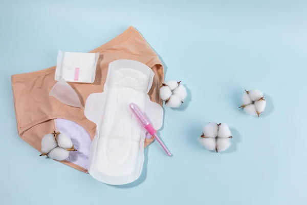 Kobiece Produkty Menstruacyjne Bielizna Menstruacyjna Zaopatrzenie Menstruacyjne — Zdjęcie stockowe