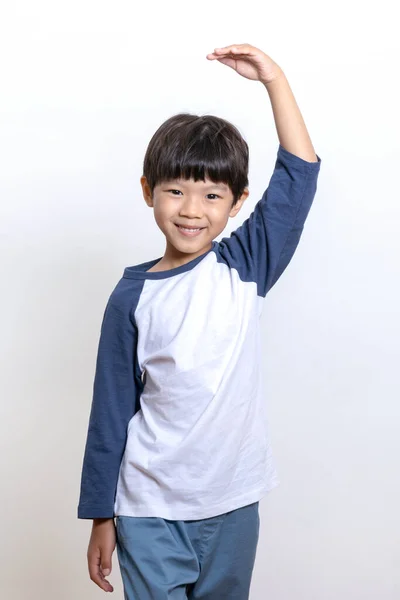 Asijské Korejské Dítě Měří Výšku — Stock fotografie