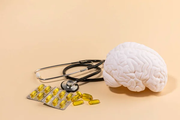 Séries Saúde Demência Cérebro Miniatura Cérebro Ômega Estetoscópio — Fotografia de Stock