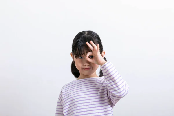 Азиатский Ребенок Нормальным Движением Рук — стоковое фото