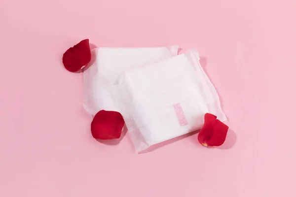 Női Menstruációs Termékek Egészségügyi Betétek Rózsa — Stock Fotó