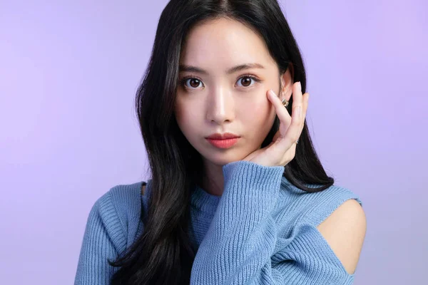 Hermosa Joven Coreana Mujer Asiática Retrato Estudio Foto Invierno Belleza — Foto de Stock