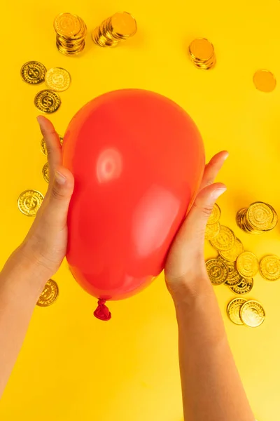 Konceptualne Twórcze Zdjęcie Inflacji Monetarnej Recesji Gospodarczej Kryzysu Tłoczenia Balonów — Zdjęcie stockowe