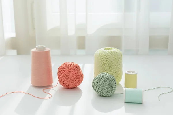 手作り趣味編み物糸の美しい写真 — ストック写真