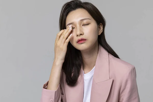 Common Health Problems Office Workers Korean Young Woman Dry Eye — Stock Photo, Image