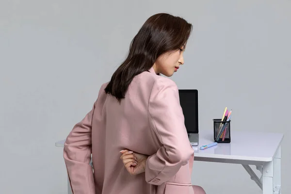 common health problems of office workers, korean young woman, backache