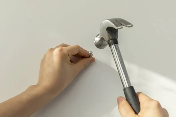 Diy Movimento Mão Interior Closeup Hammer Prego — Fotografia de Stock