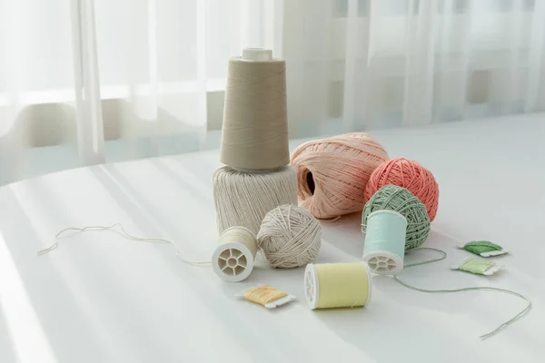 手作り趣味糸のコレクションの美しい写真 — ストック写真