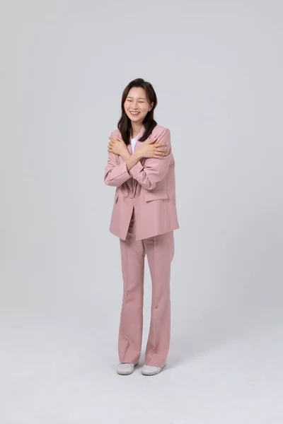 Affärsidé Koreansk Ung Kvinna Nöjd Studio Skott — Stockfoto