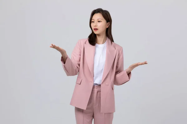 Concept Entreprise Coréenne Jeune Femme Surpris Plan Studio — Photo