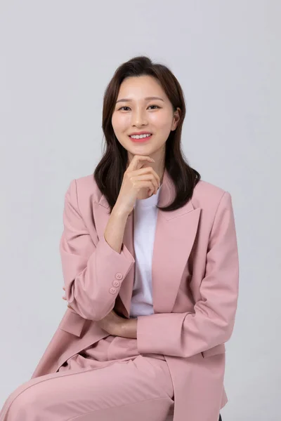 Business Concept Korean Young Woman Sitting Studio Shot — Stock Photo, Image